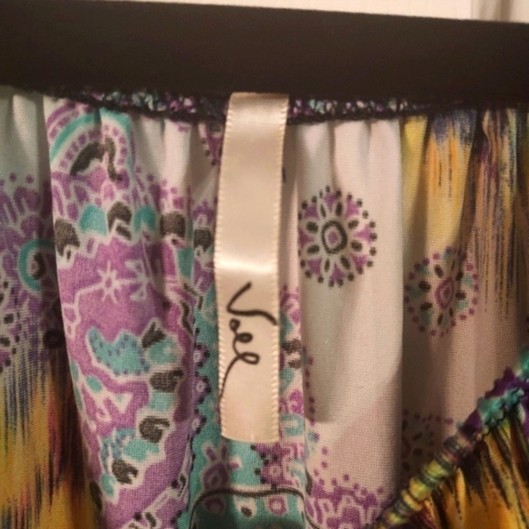 VOLL Brand Women's Colorful Flounce Sleeve Top Shirt Size Small. - Picture 2 of 3